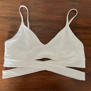 Lululemon white bra top size 12